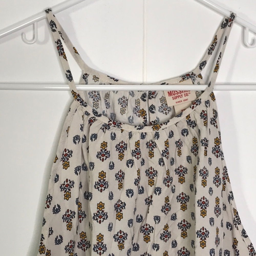 CLOSING SALE ‼️ Mossimo Tank Top